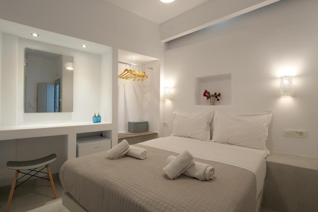 Fira Center Freedom Rooms Dış mekan fotoğraf